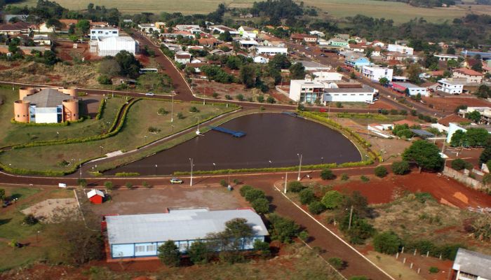  Com avanço das obras de saneamento em Catanduvas, Sanepar visita moradores